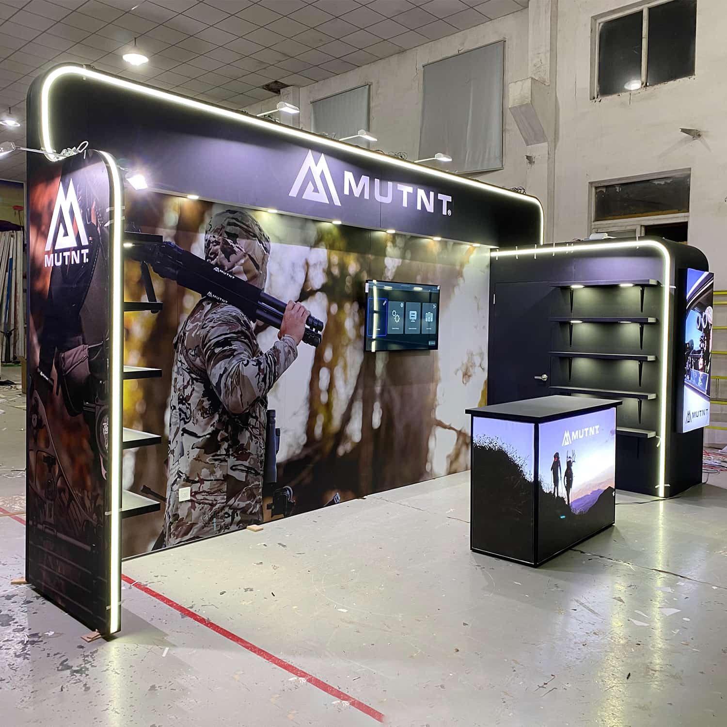 Modular Wooden Exhibition Booth for Outdoor Products Display 10x20ft (Customized & Changeable Layout)